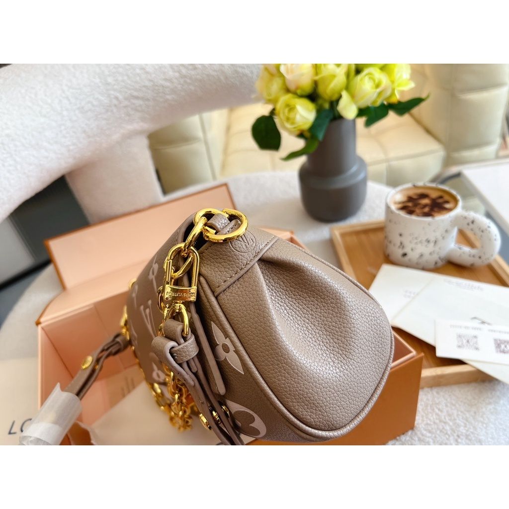 sg-11134201-7rbm5-llpa23u2xhsq3a