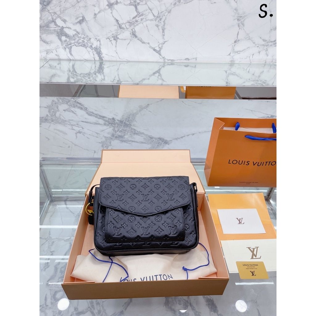 sg-11134201-7rbni-lmj8du8vlfll9a