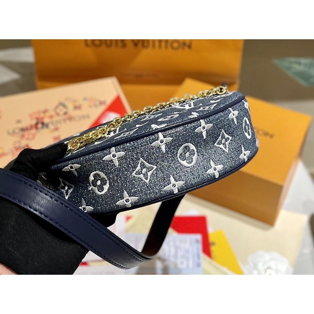 sg-11134201-7rbn1-lny0nukawoxd86