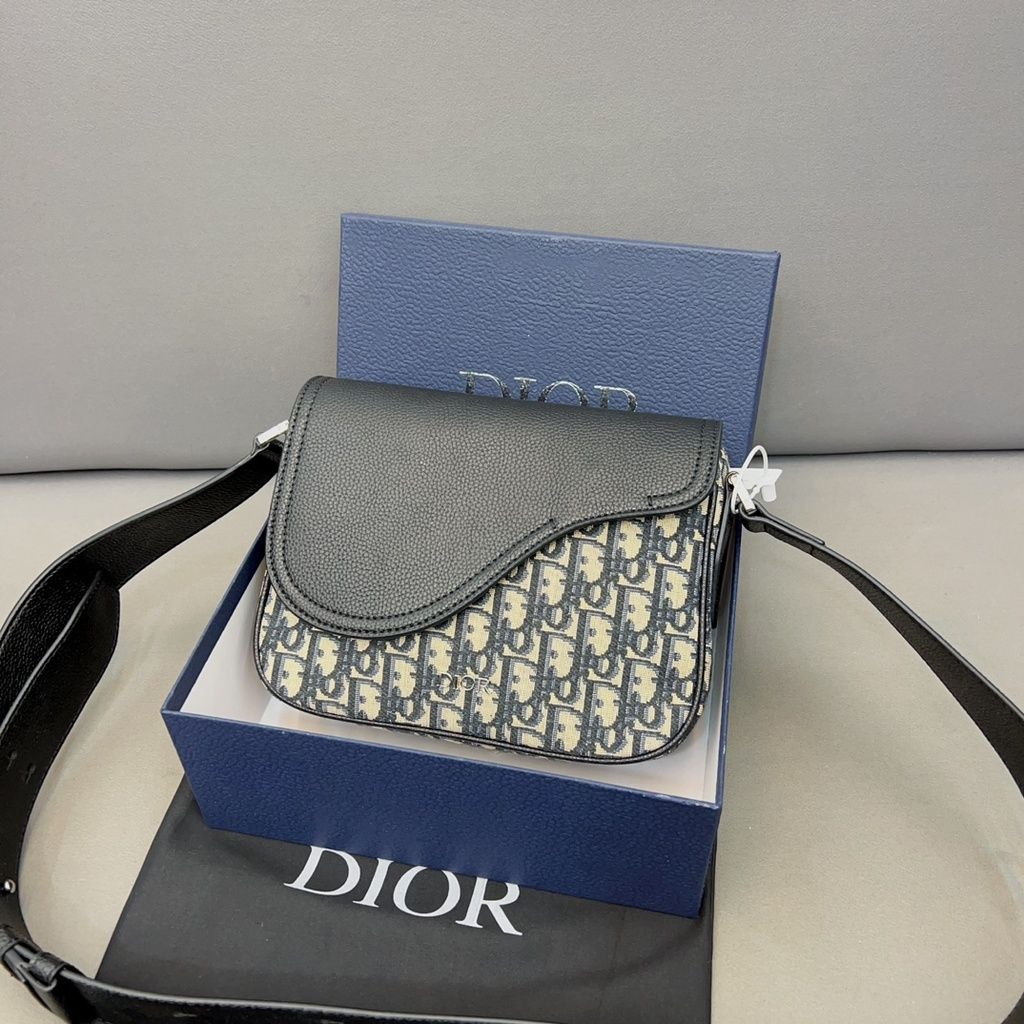 sg-11134201-7rblg-loqnh0xaljfebb