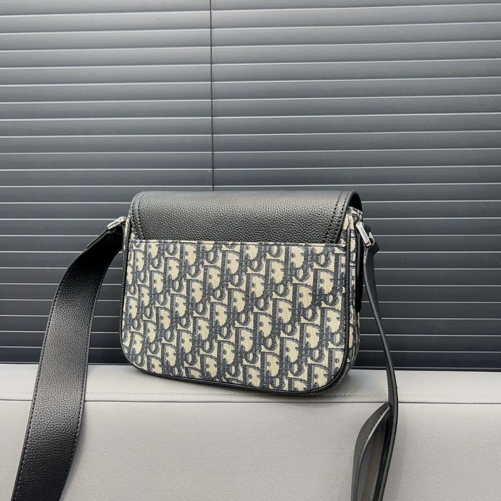 sg-11134201-7rbkh-loqnh1sxb8evec