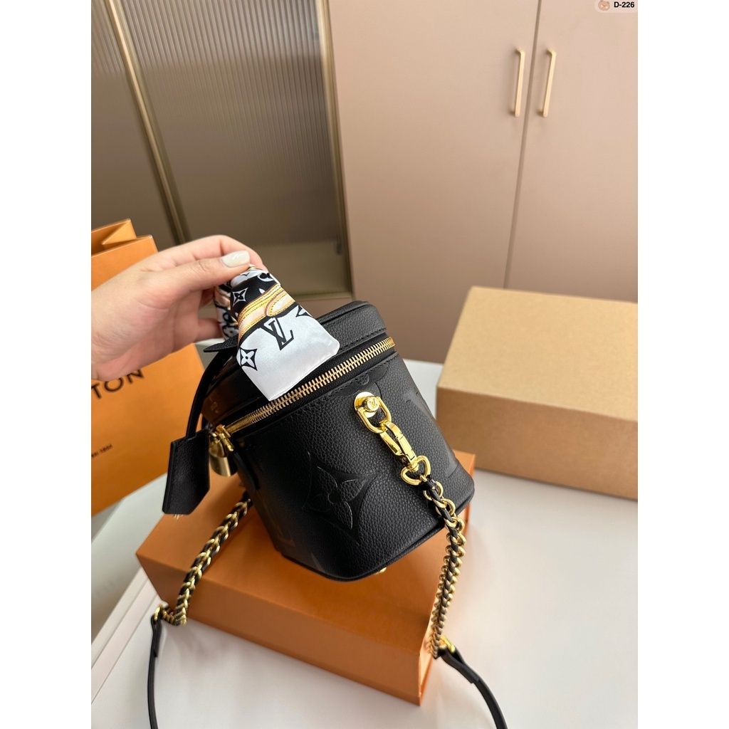 sg-11134201-7rblb-lny0tdzz24eg75