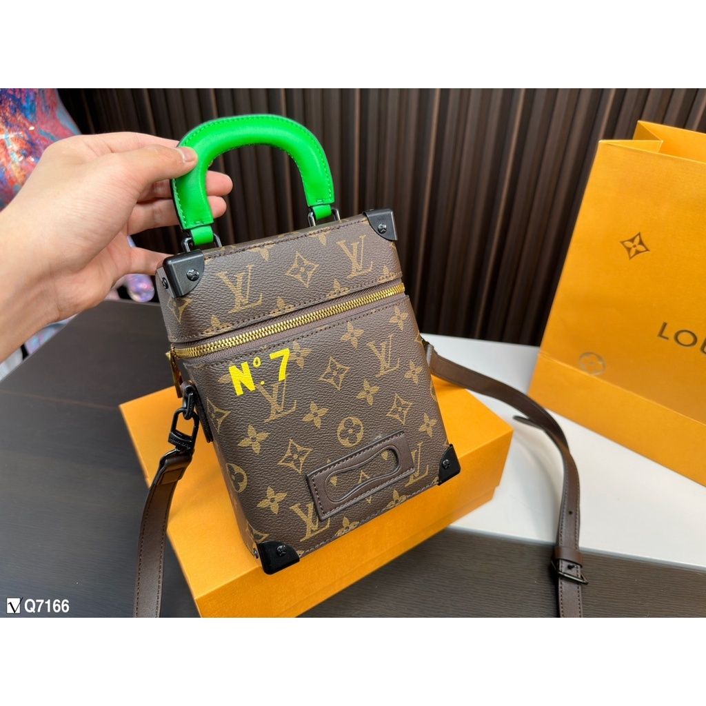 sg-11134201-7rbll-loc1td8pz9e903