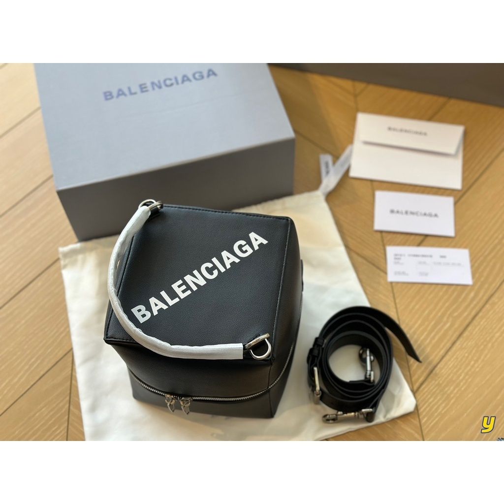 sg-11134201-7rblw-loumsdysxfjy68