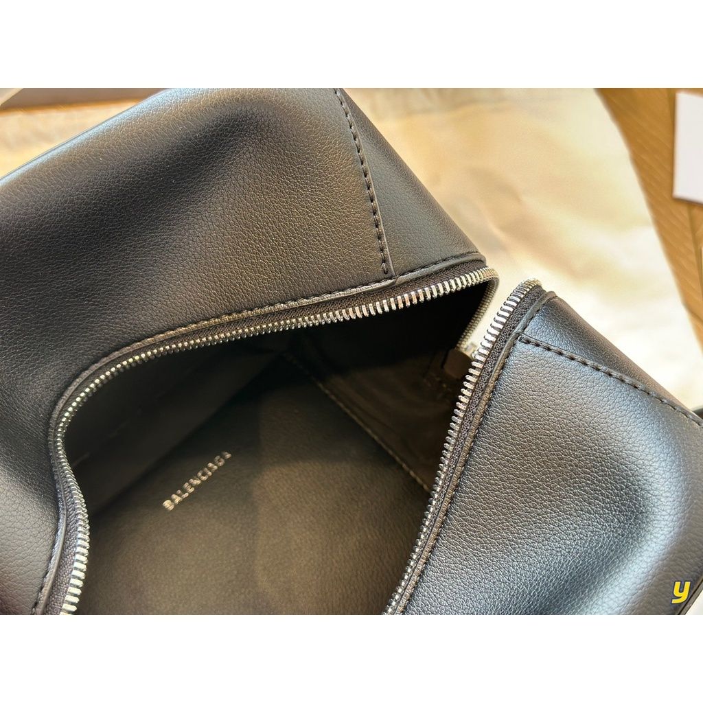 sg-11134201-7rbm1-loumsf0je84a6f