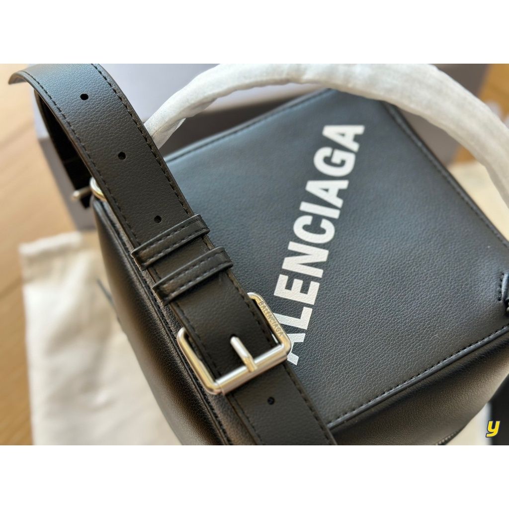 sg-11134201-7rbl0-loumsf7r3nymc0