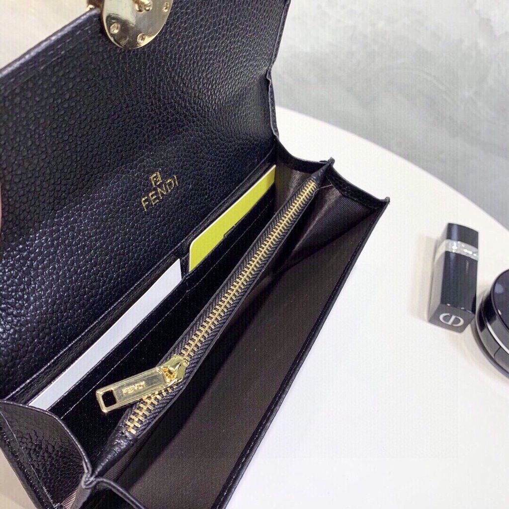 sg-11134201-7rbk1-loumdj8bg6l3fd