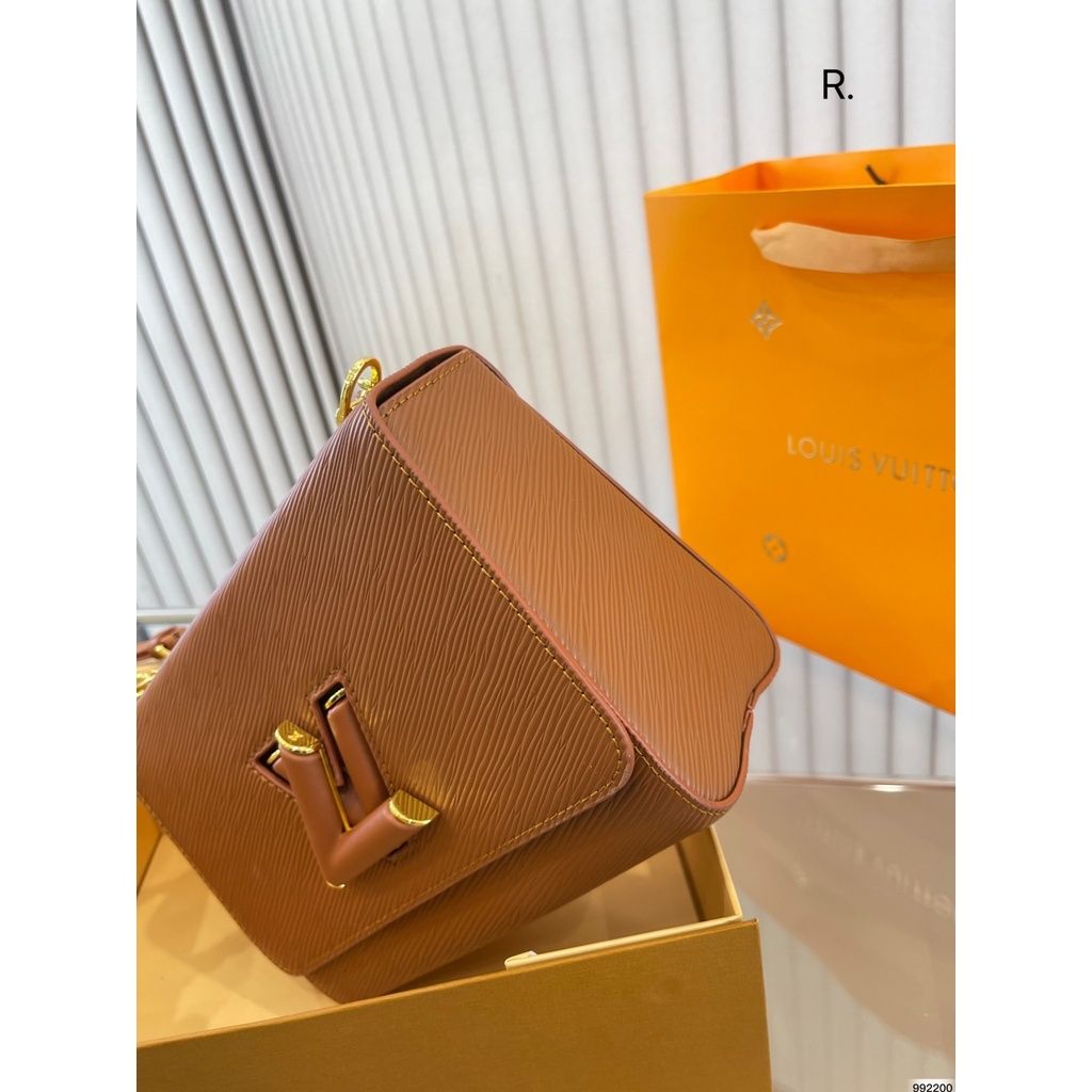 sg-11134201-7rbku-low8xknwgd1kad