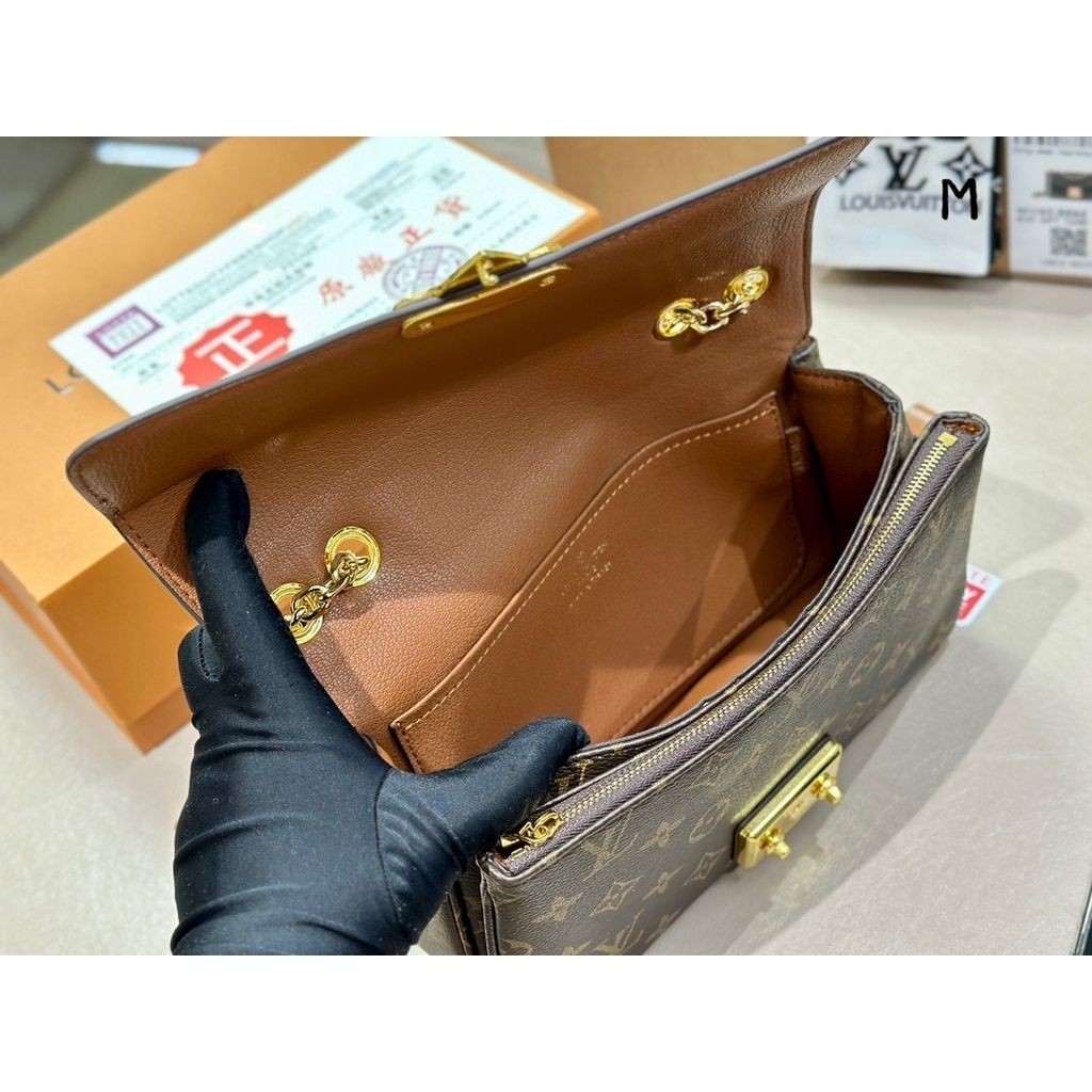 sg-11134201-7rbl3-lny05plig1ho31