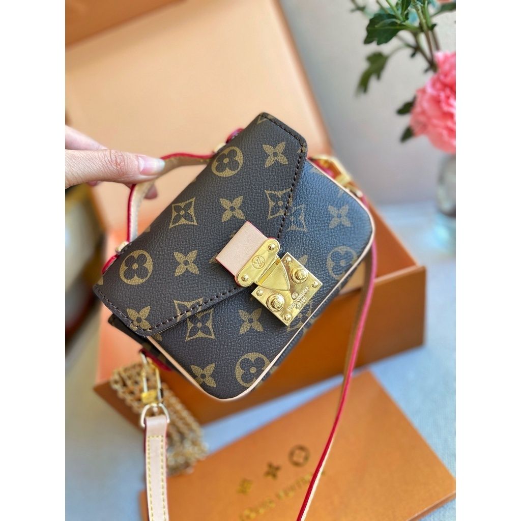 sg-11134201-7rblo-lnxzvluuqhv961