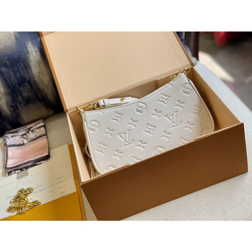 sg-11134201-7rblg-loc8ix3oloabcb