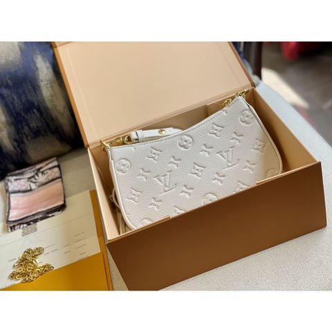 sg-11134201-7rblg-loc8ix3oloabcb