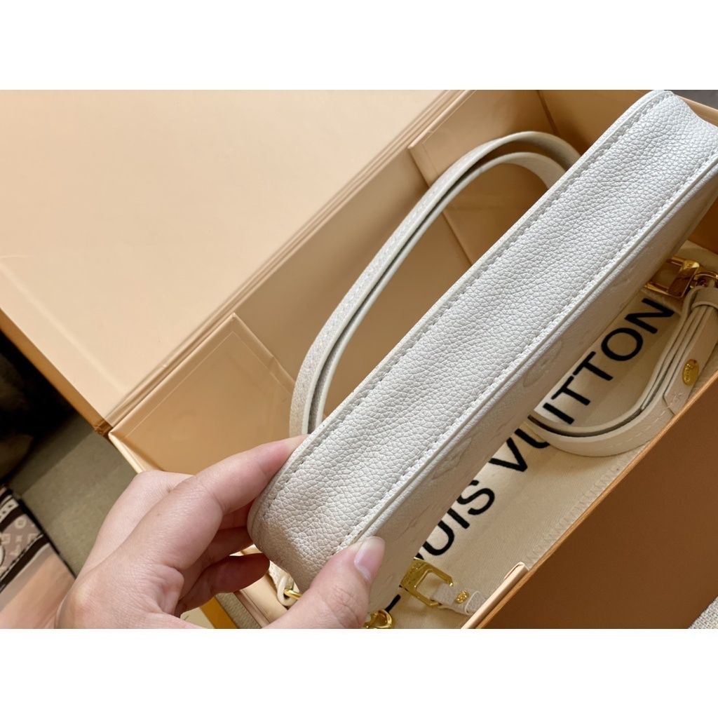 sg-11134201-7rbnf-loc8ixy7d0jn44