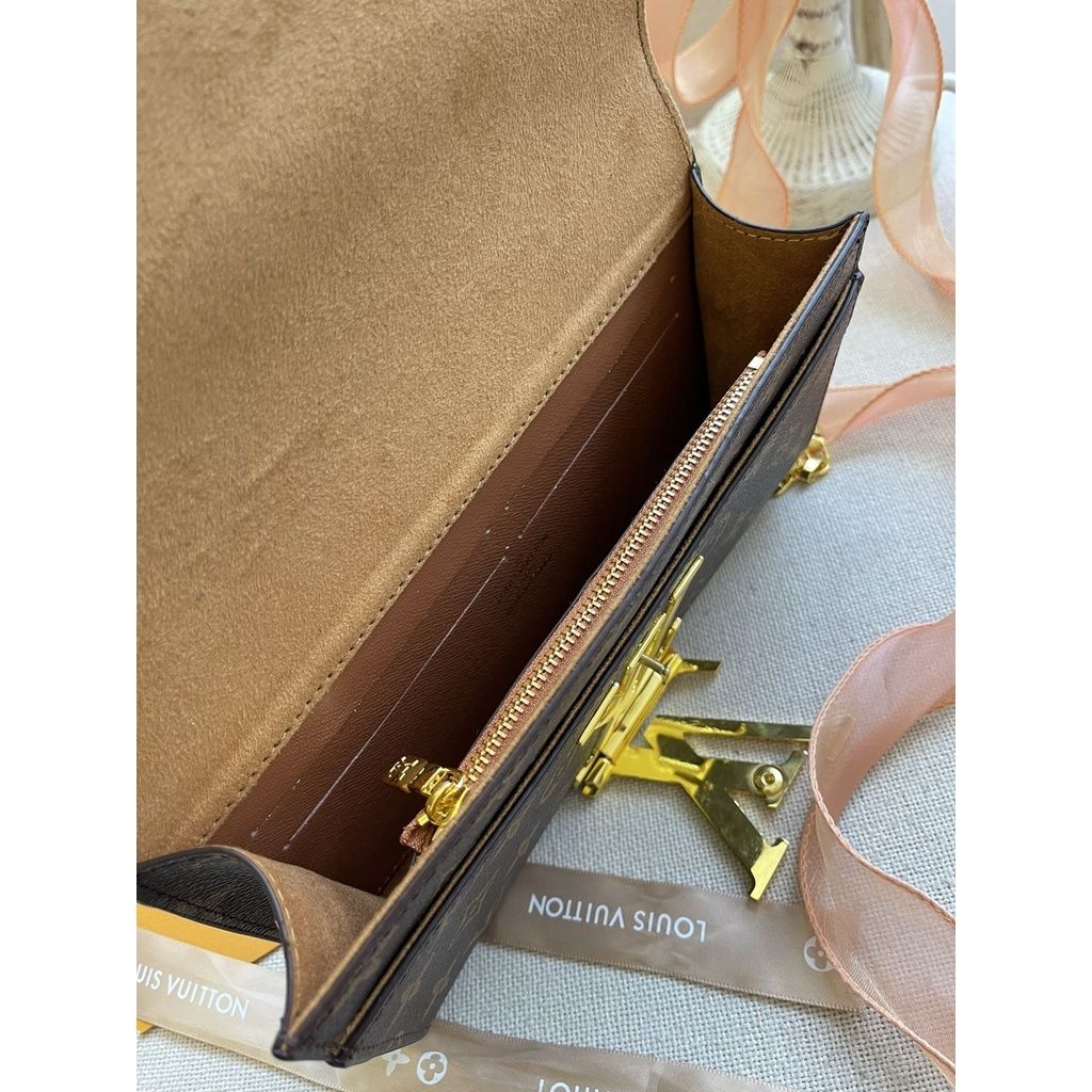 sg-11134201-7rbn8-loc6z02eh3bz1e