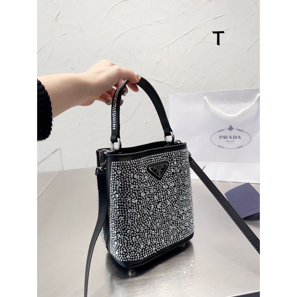 sg-11134201-7rbk4-lp4t5bmo6ux49e