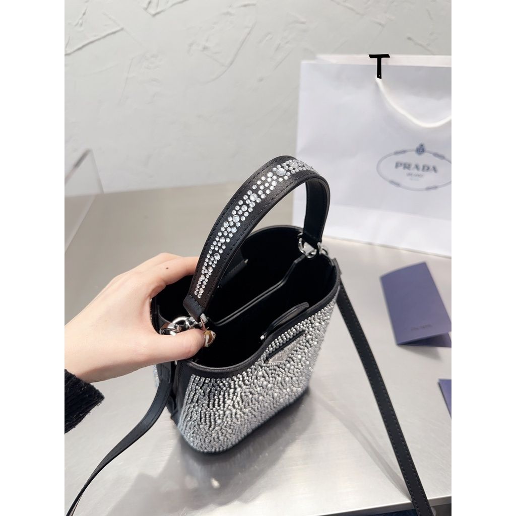 sg-11134201-7rbl6-lp4t5h5c4596b4