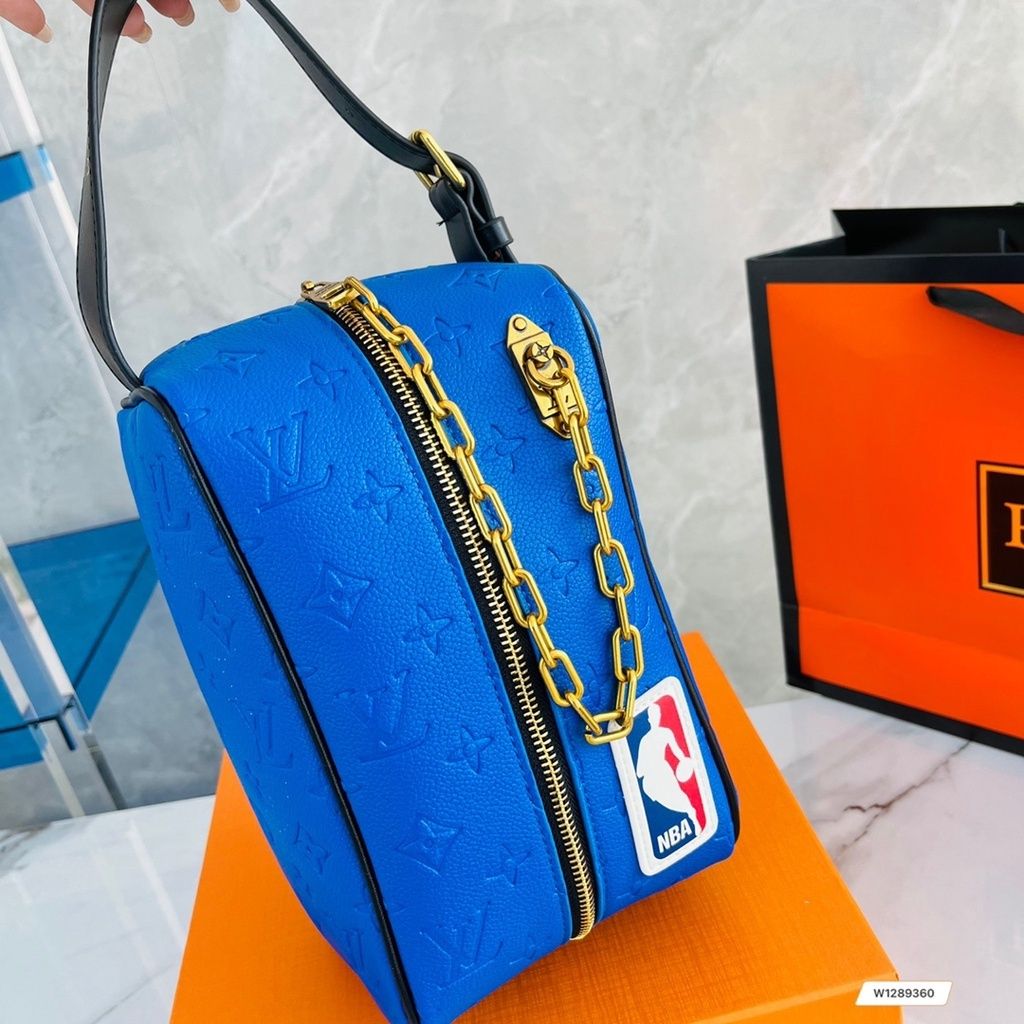 sg-11134201-7rbmz-lnty68w0x0ng9e