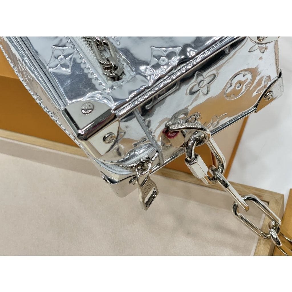 sg-11134201-7rblz-louxg0jmuwf902