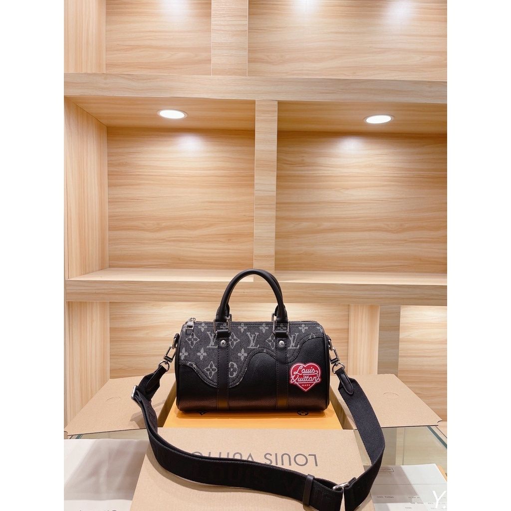 sg-11134201-7rbmo-loggf3h42ccc9c