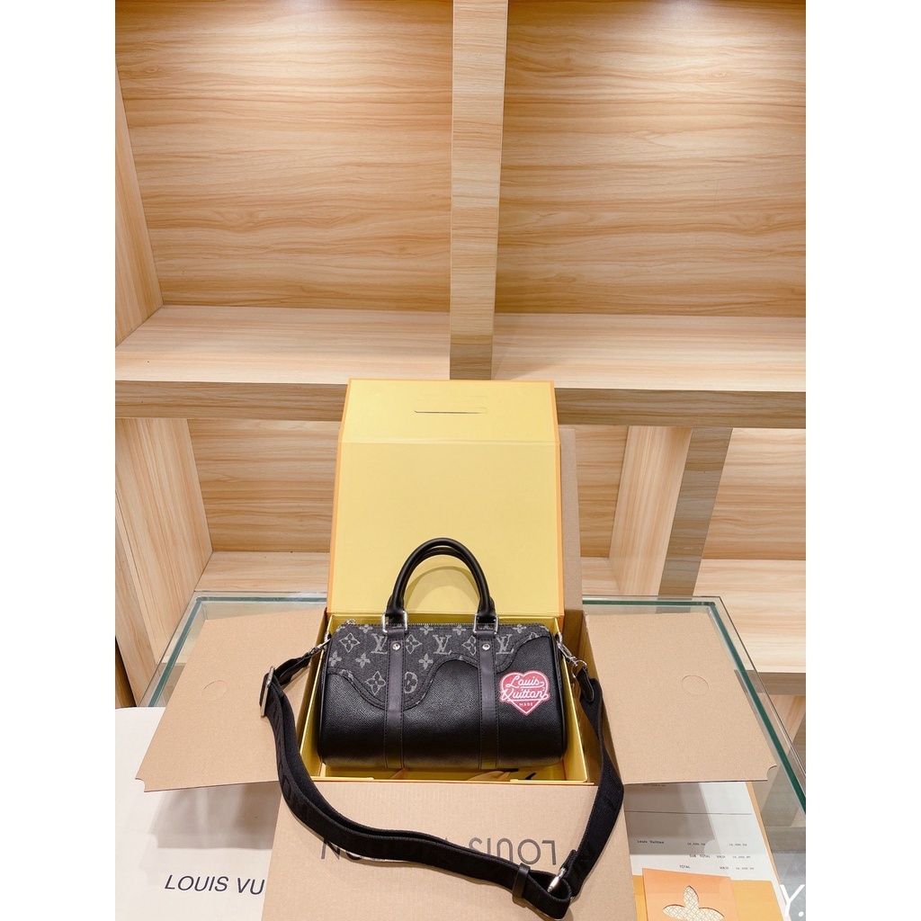 sg-11134201-7rbkz-loggf28fx3qif1