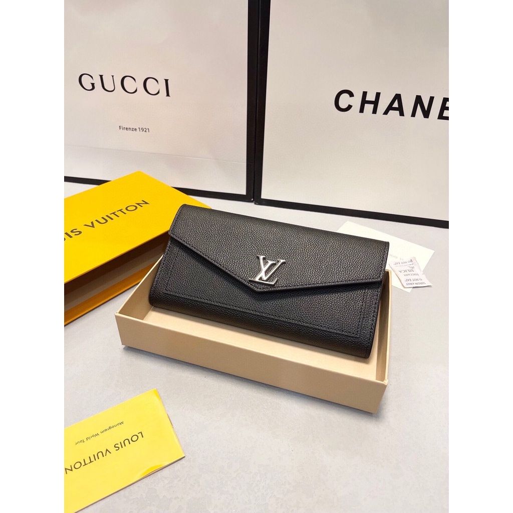 sg-11134201-7rbnb-loc3j4awrcprc9