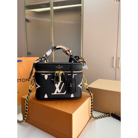 sg-11134201-7rbl6-lny0syjdrfoe30