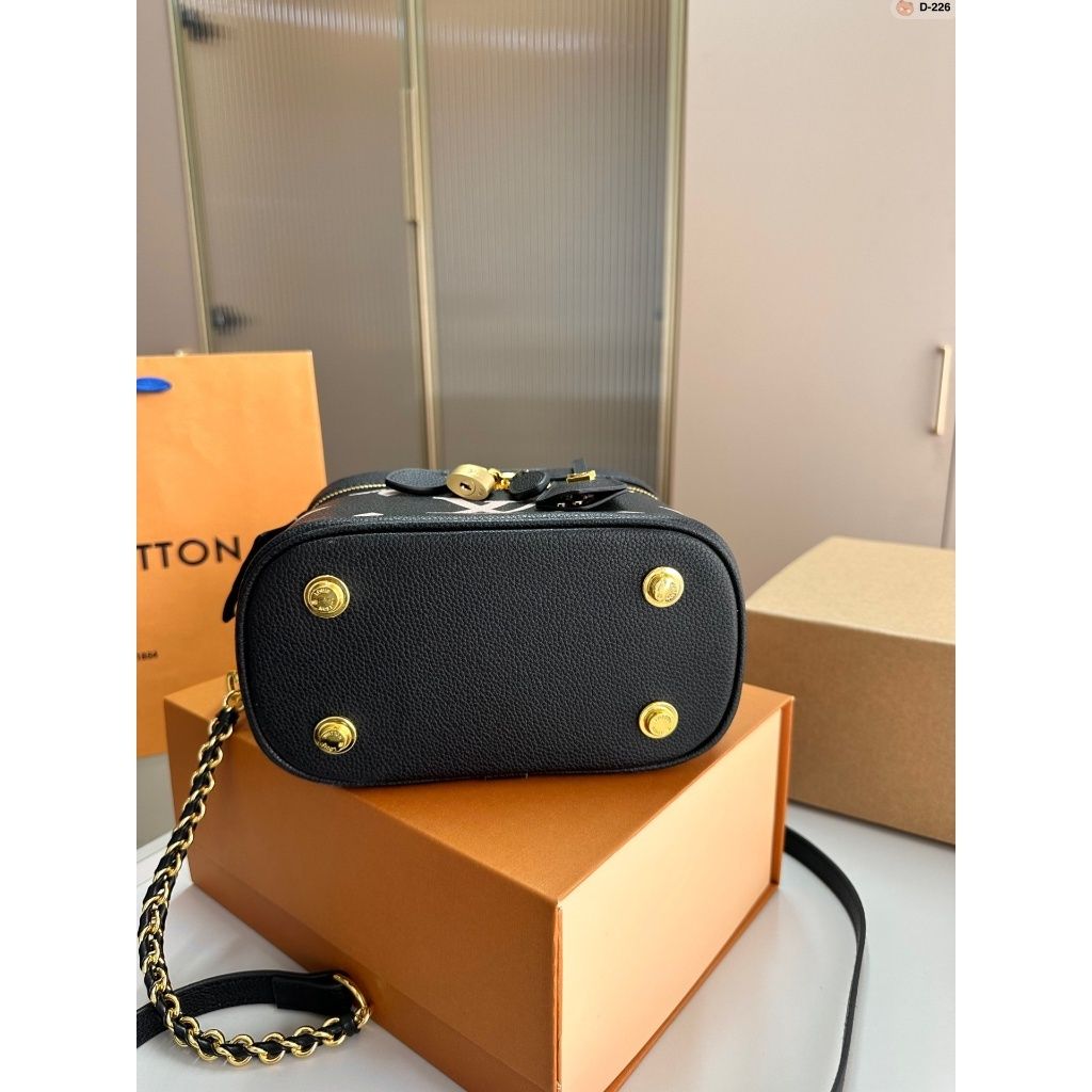 sg-11134201-7rbnd-lny0svy5h2g6e6