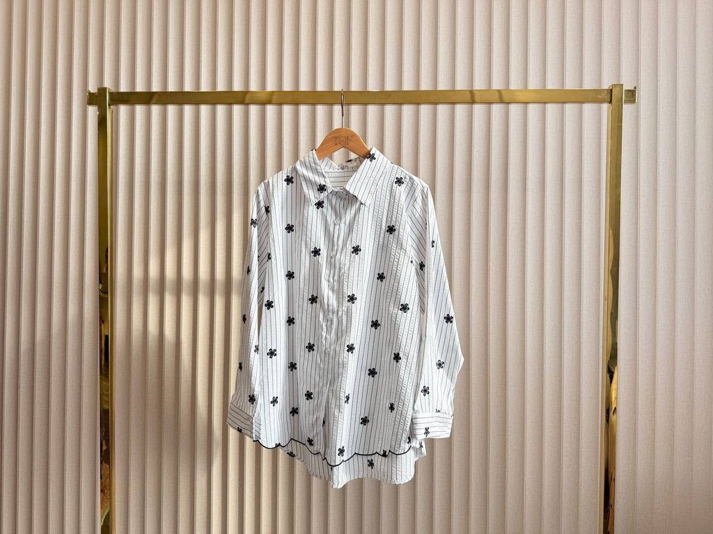 photo_6228801034725821460_y