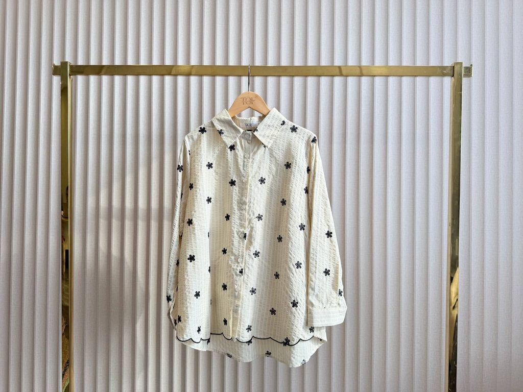 photo_6228801034725821462_y