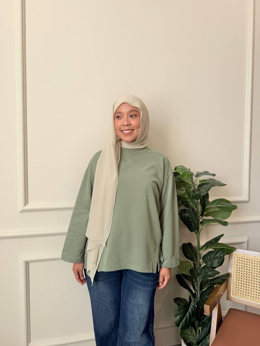 photo_6246961062691409647_y