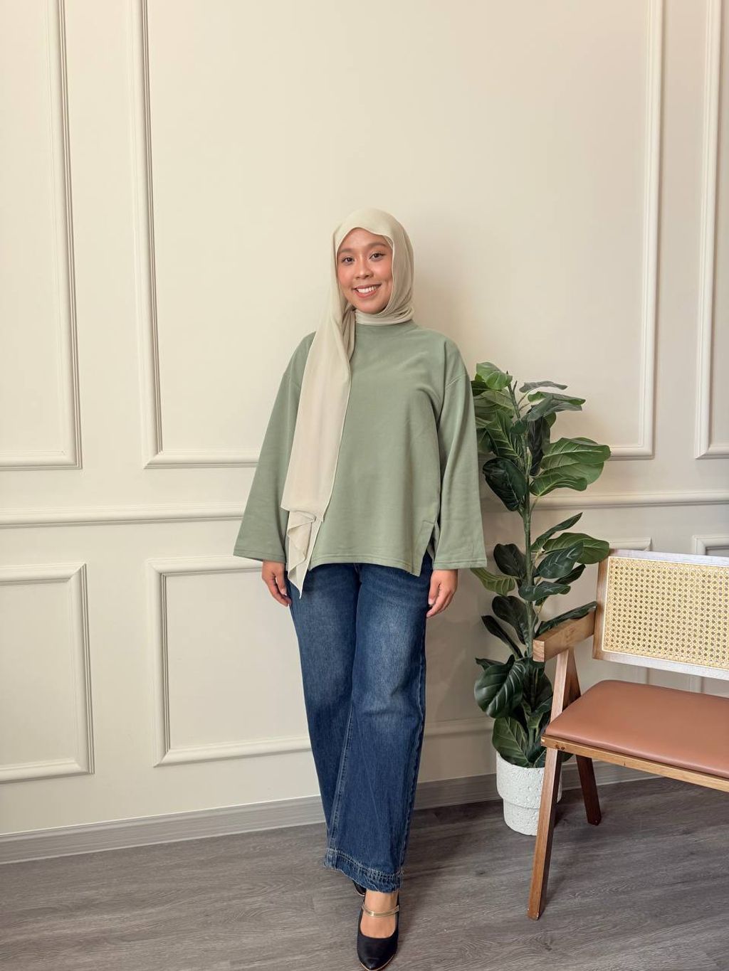 photo_6246961062691409646_y