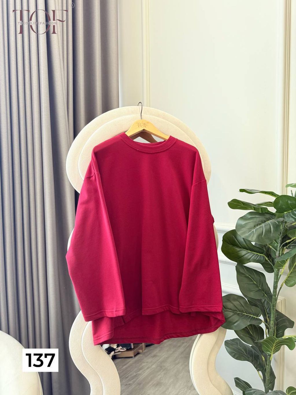 photo_6246812143290355068_y