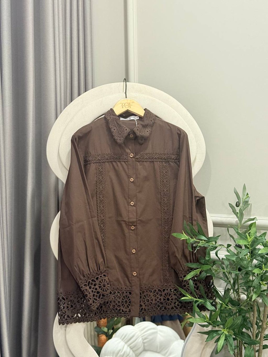 photo_6280771474742251612_y