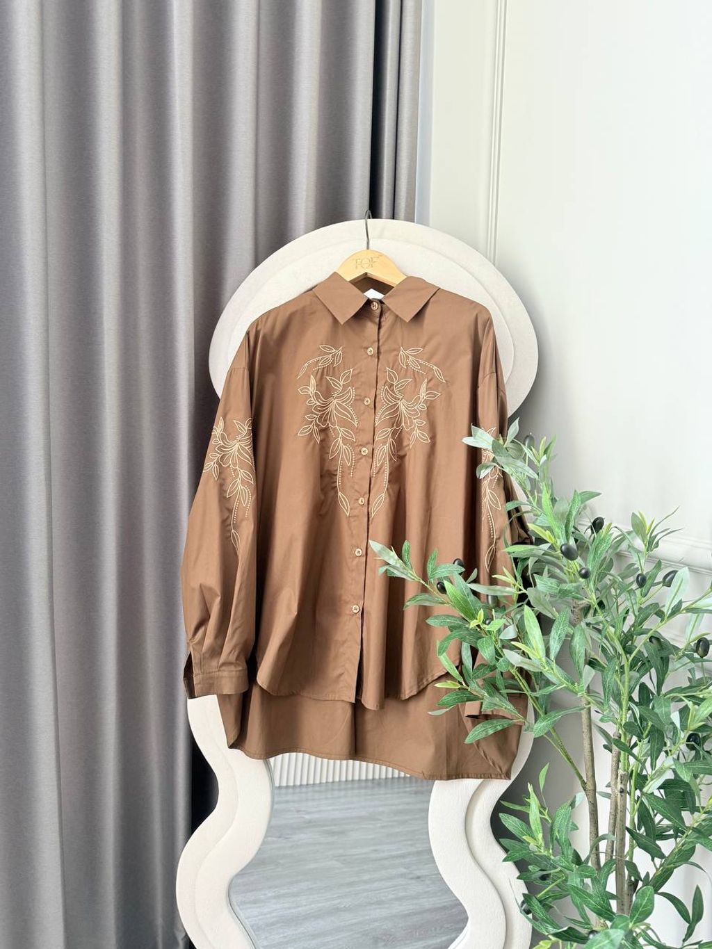 photo_6280771474742251594_y