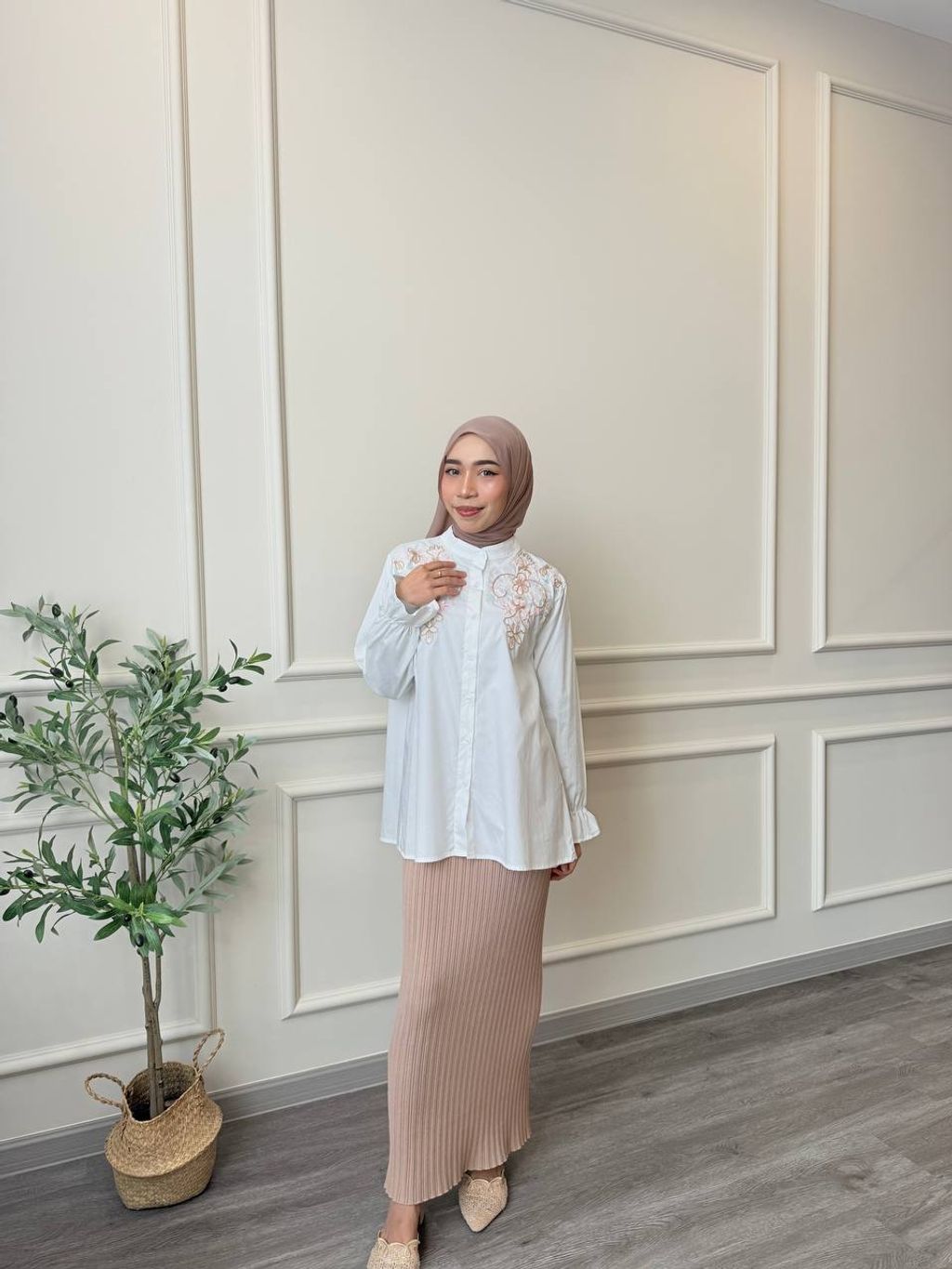 photo_6310105710531907622_y