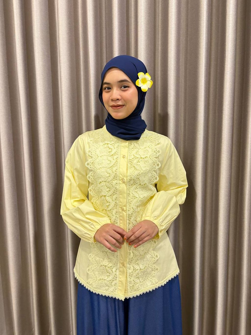 photo_6310105710531907626_y