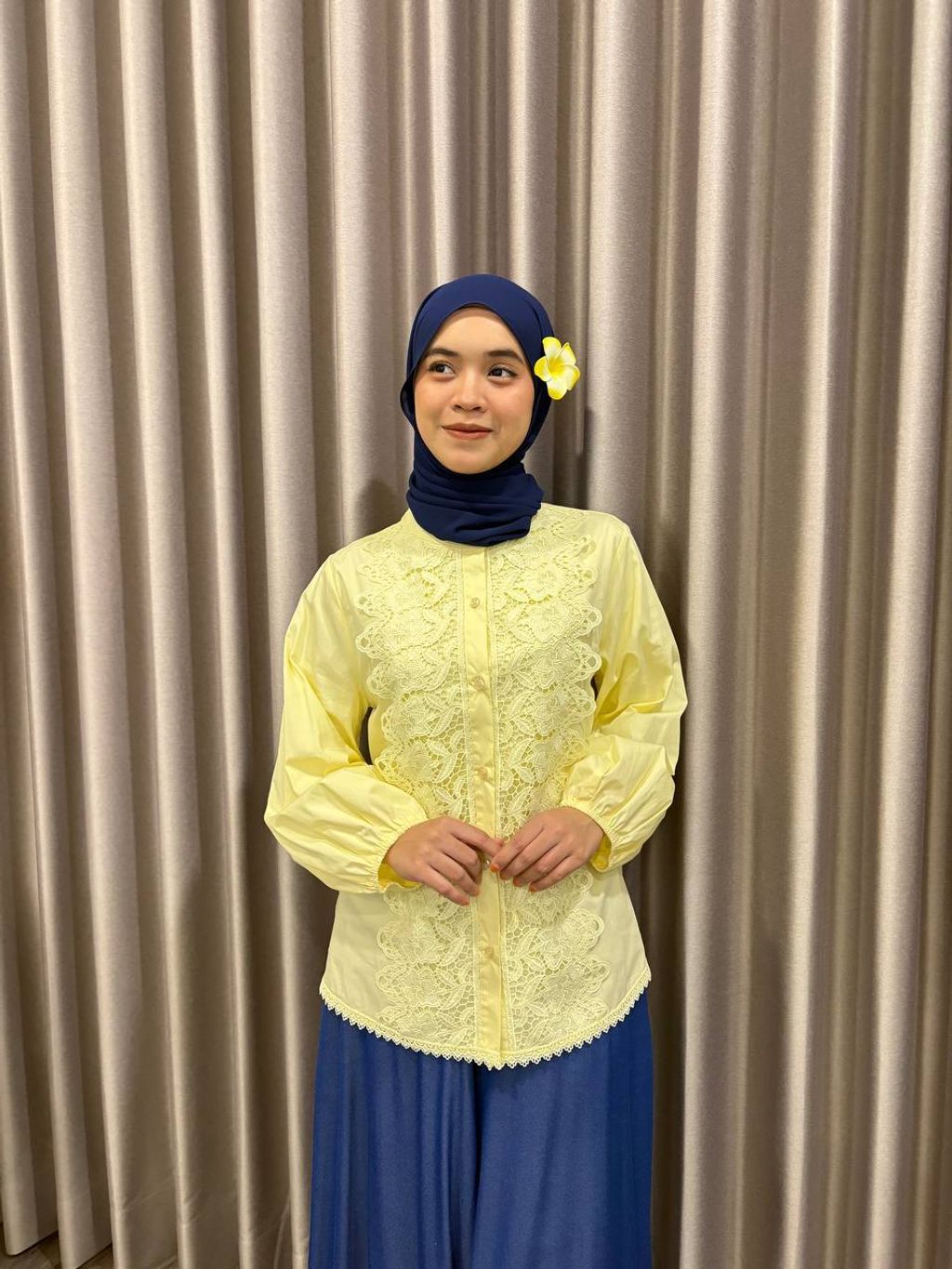 photo_6310105710531907625_y