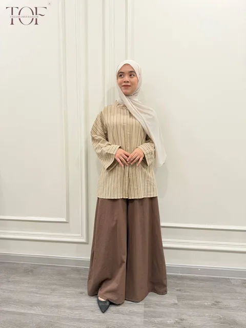 photo_6239770737678337888_y