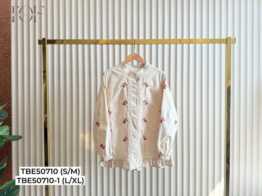 photo_6298809809104472949_y