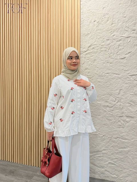 photo_6328043104572738410_y