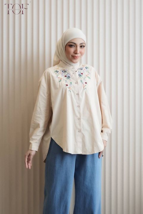 photo_6053100042974858229_y