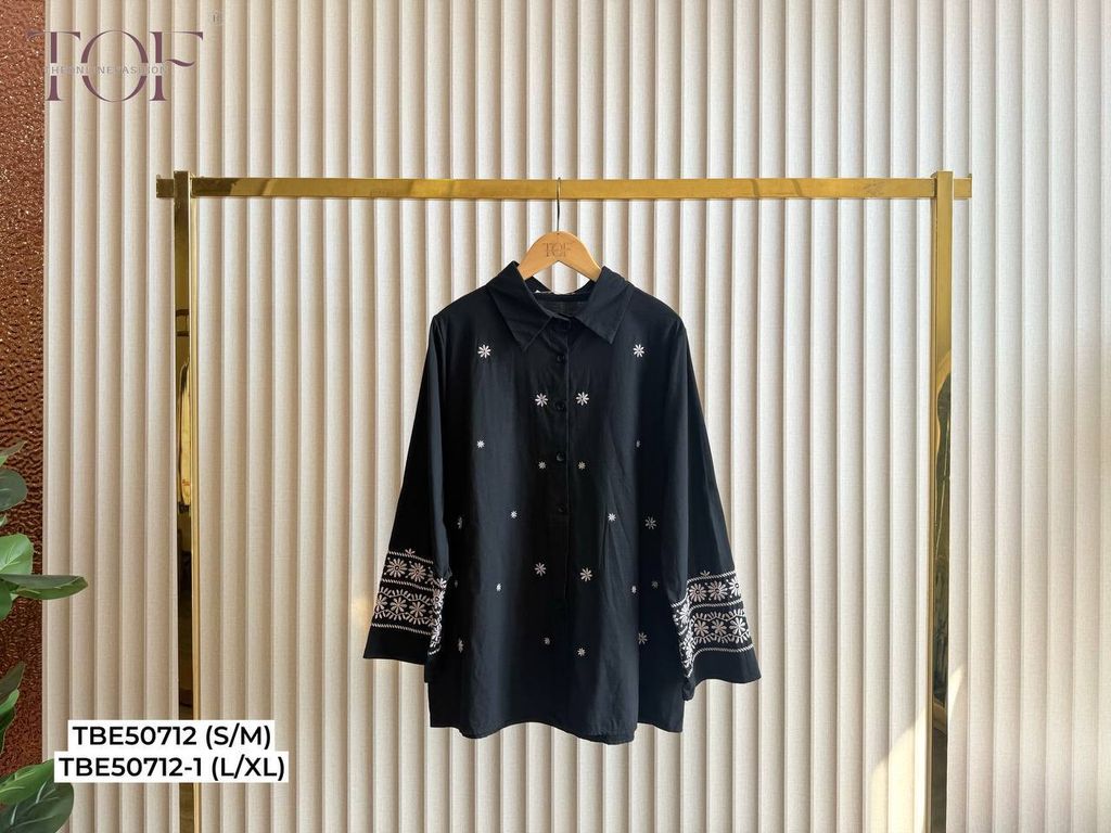 photo_6298809809104472938_y