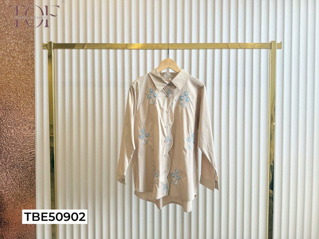 photo_6062025212649213048_y