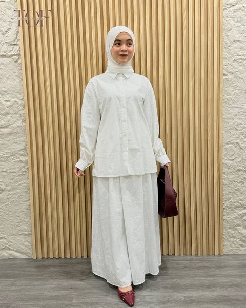 photo_6163505621882309900_y