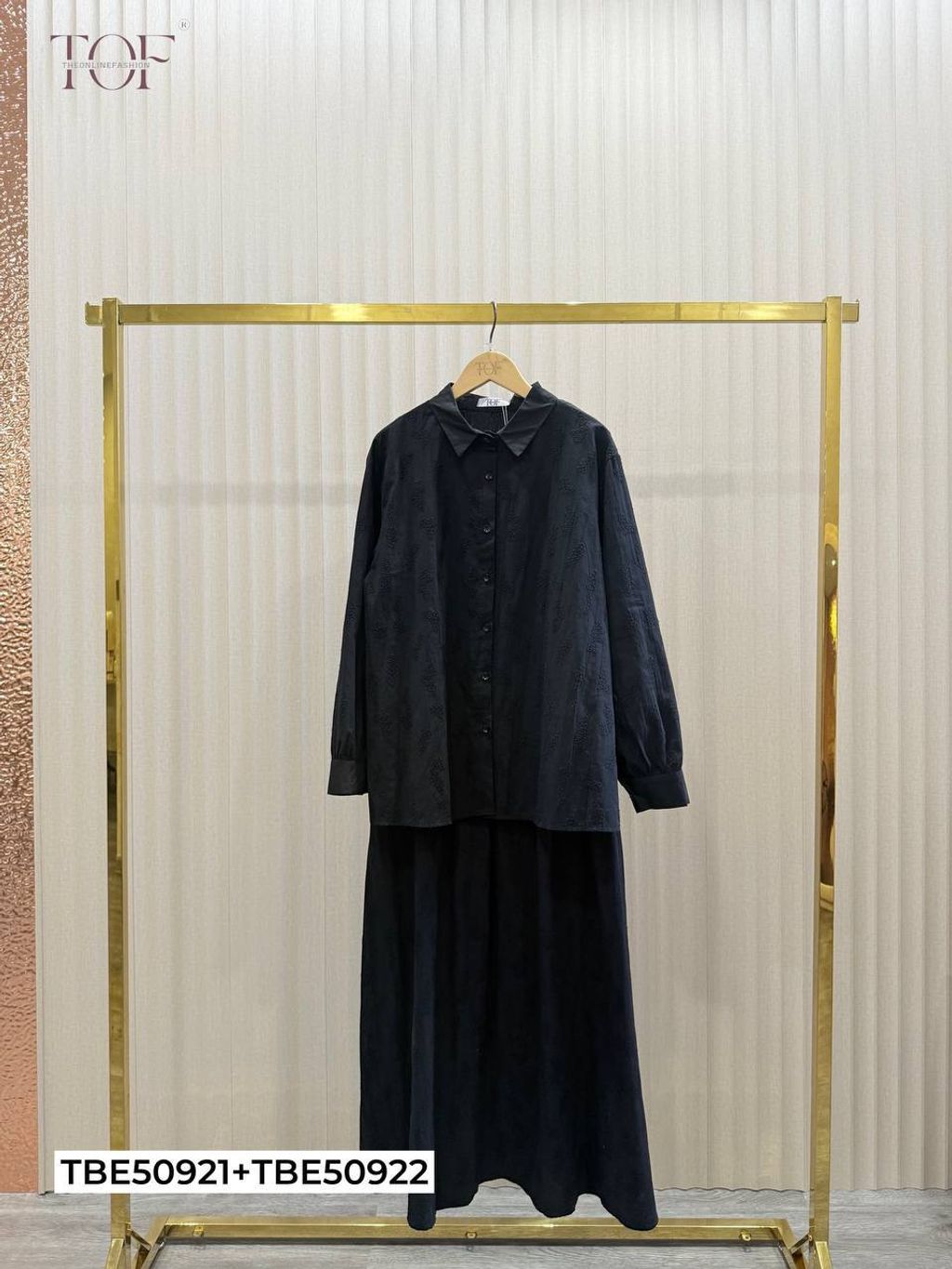 photo_6163505621882309881_y