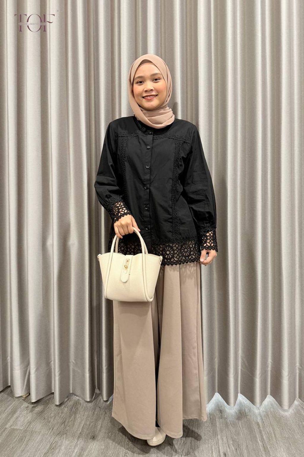 photo_6181538462981360724_y