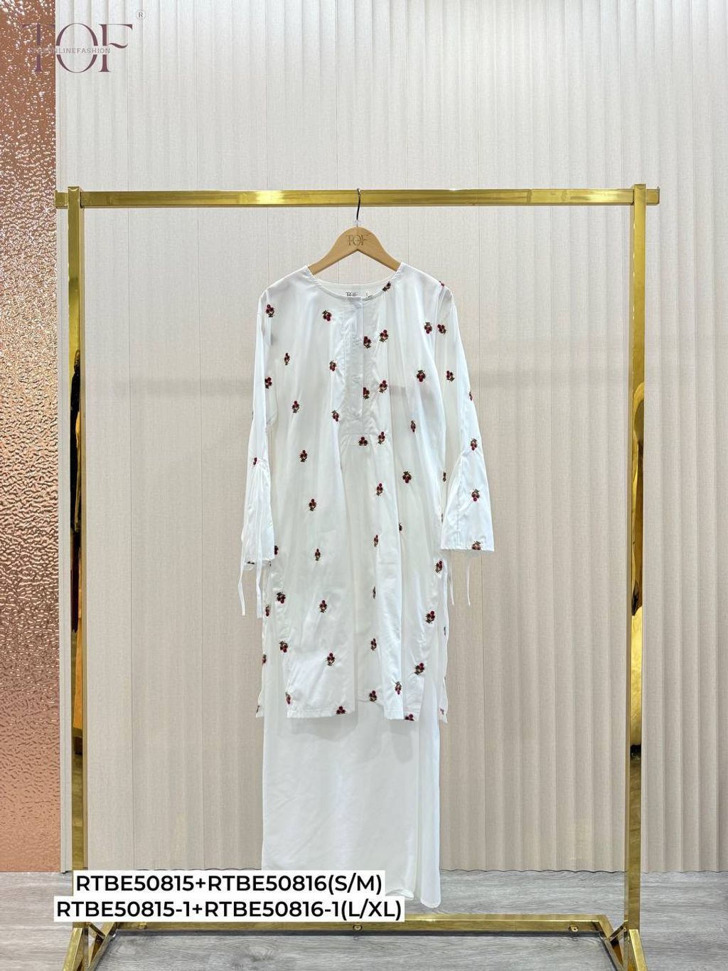 photo_6165560394366258364_y