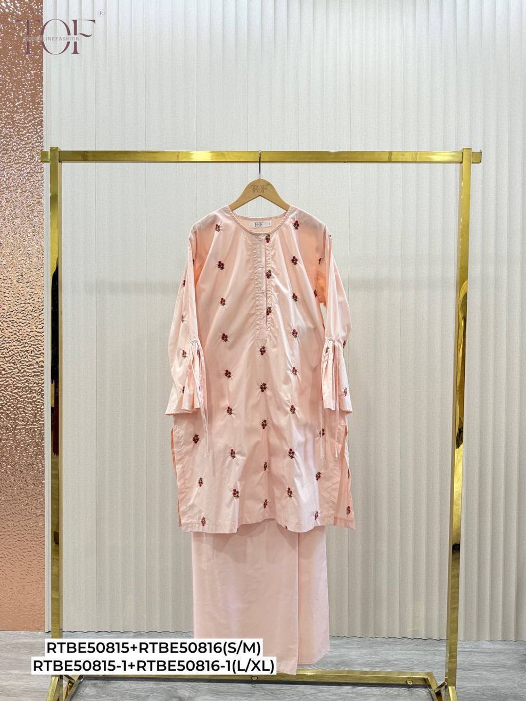 photo_6165560394366258361_y