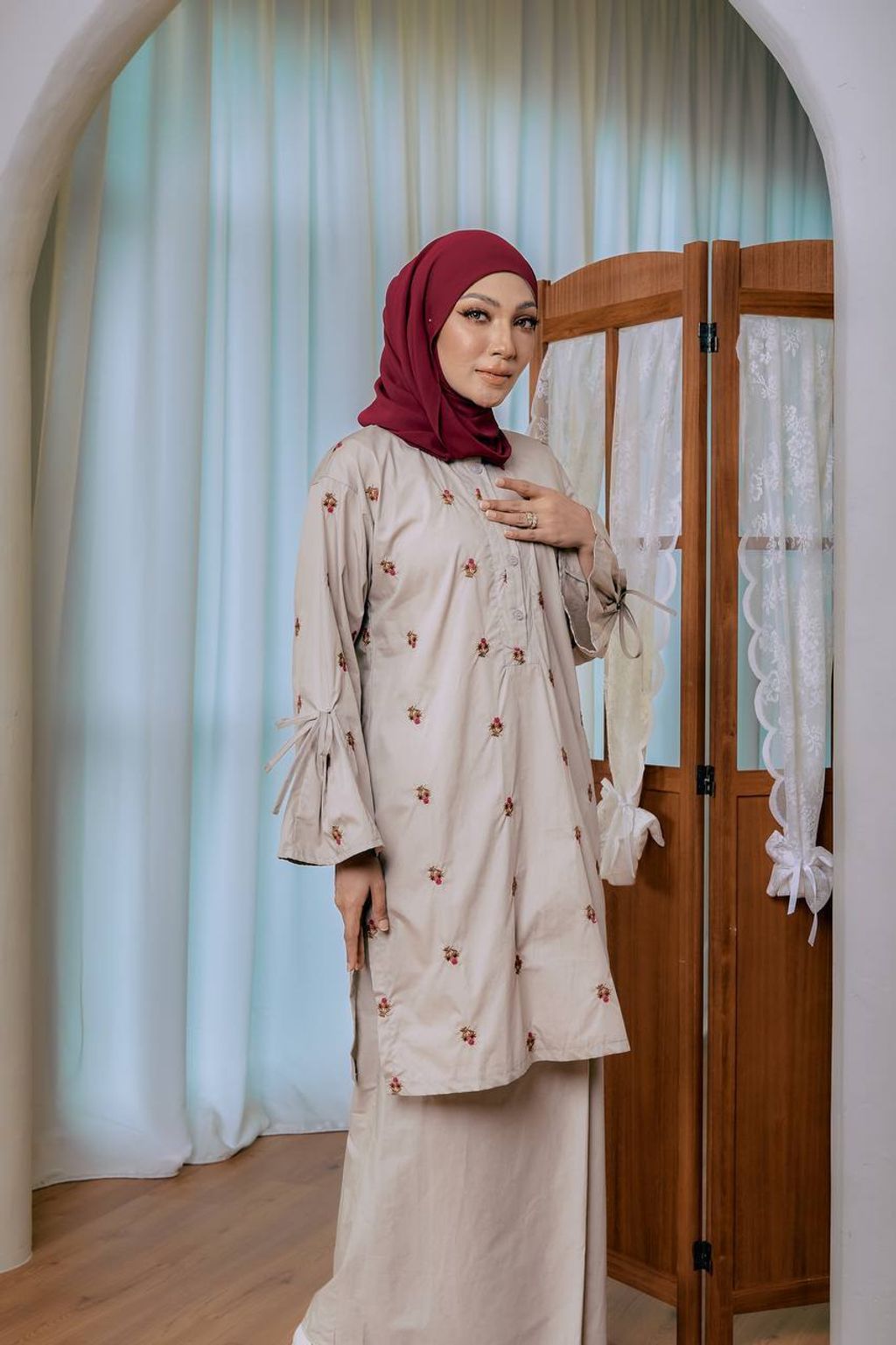 photo_6195000303531265554_y