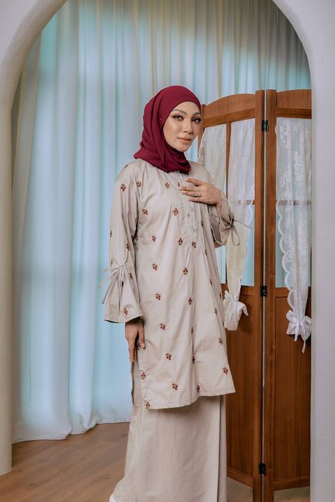 photo_6195000303531265554_y